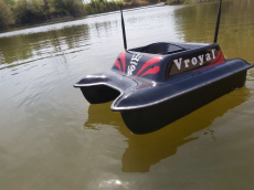 CARPIO C3 HYBRID Barco cebador con sonda a color y GPS - Arapaima Fishing